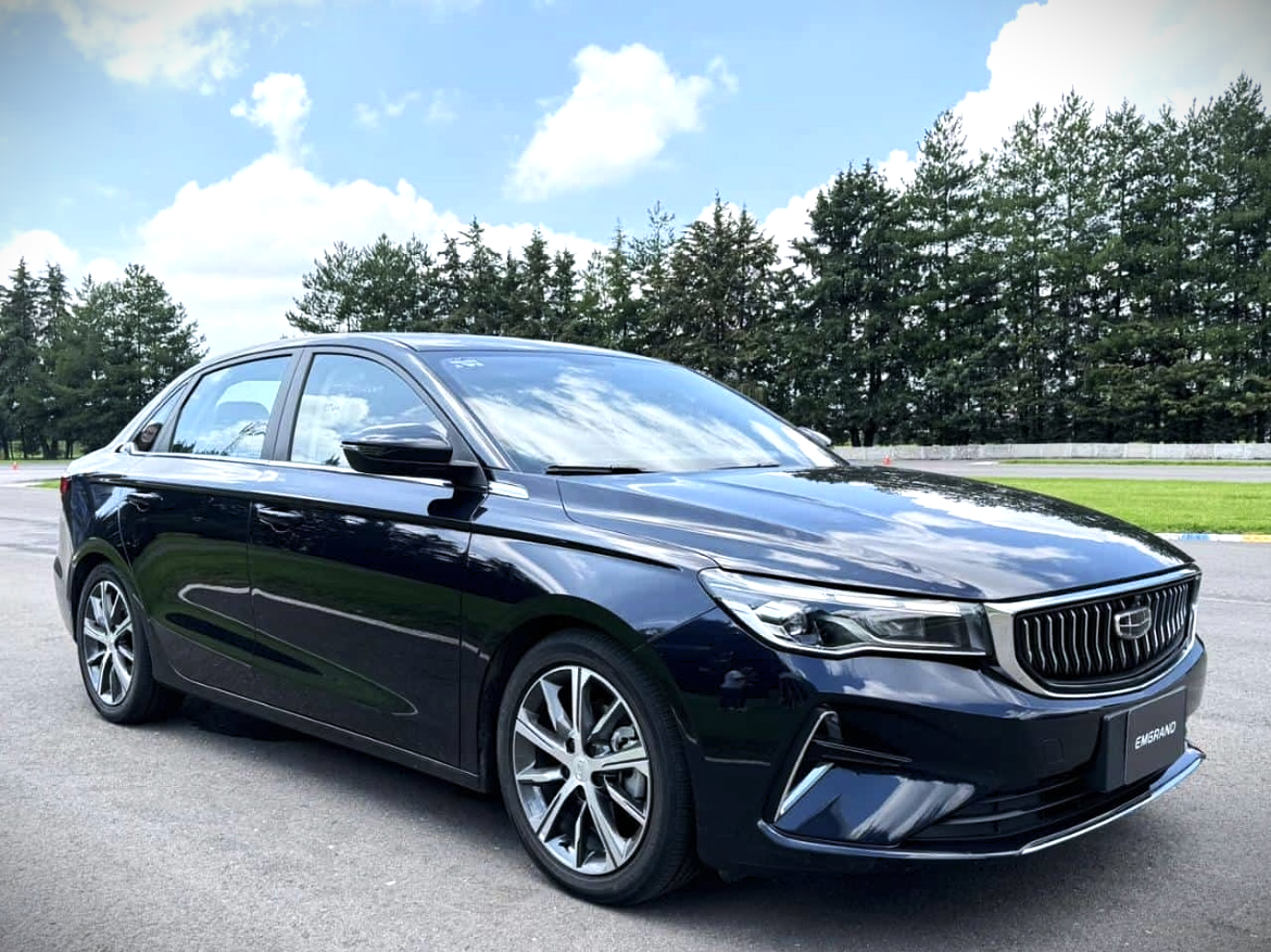 Geely Emgrand 2026